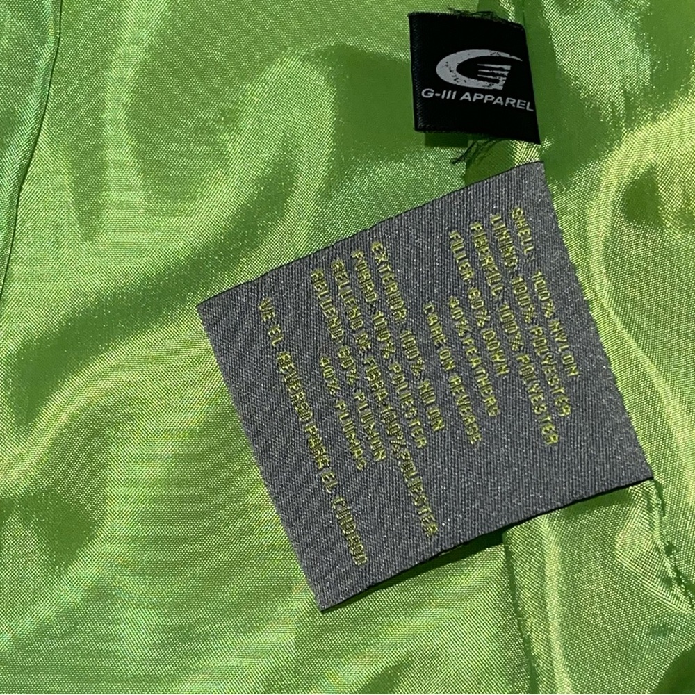 Kenneth Cole Reaction Down Vest - image 8